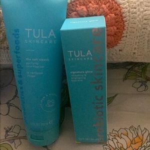 Tula Signature Glow with free Cleanser
